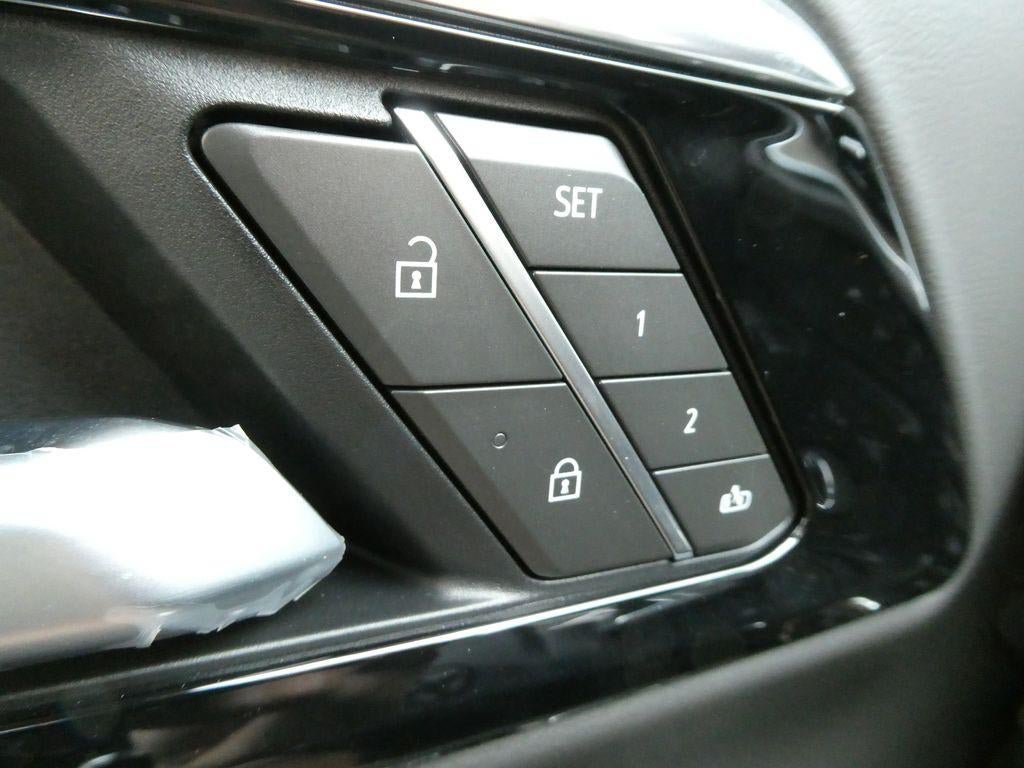 New 2026 Chevrolet Tahoe High Country AWD/4WD image 22