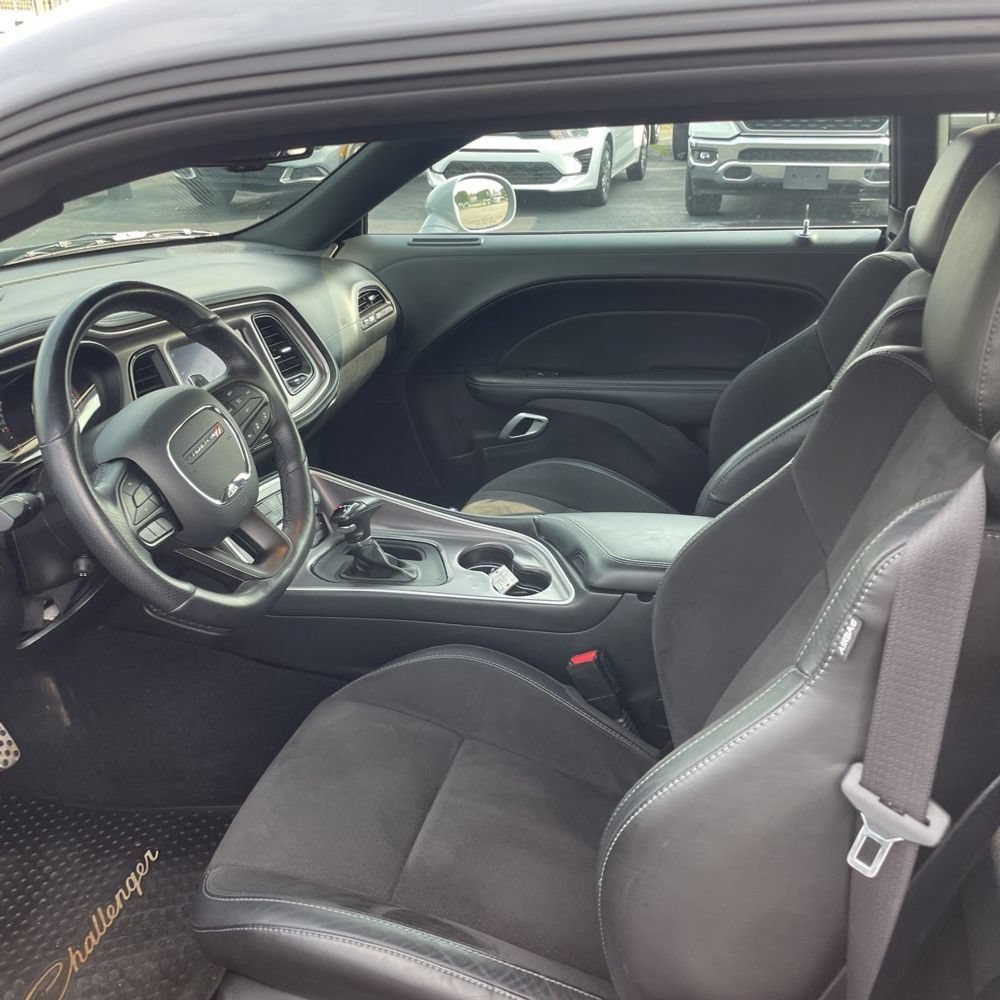 Used 2022 Dodge Challenger R/T w/ Plus Package RWD image 5