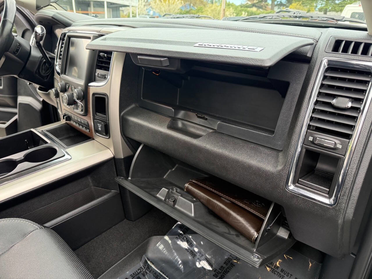 Used 2015 RAM 3500 Laramie w/ Black Appearance Group AWD/4WD image 24