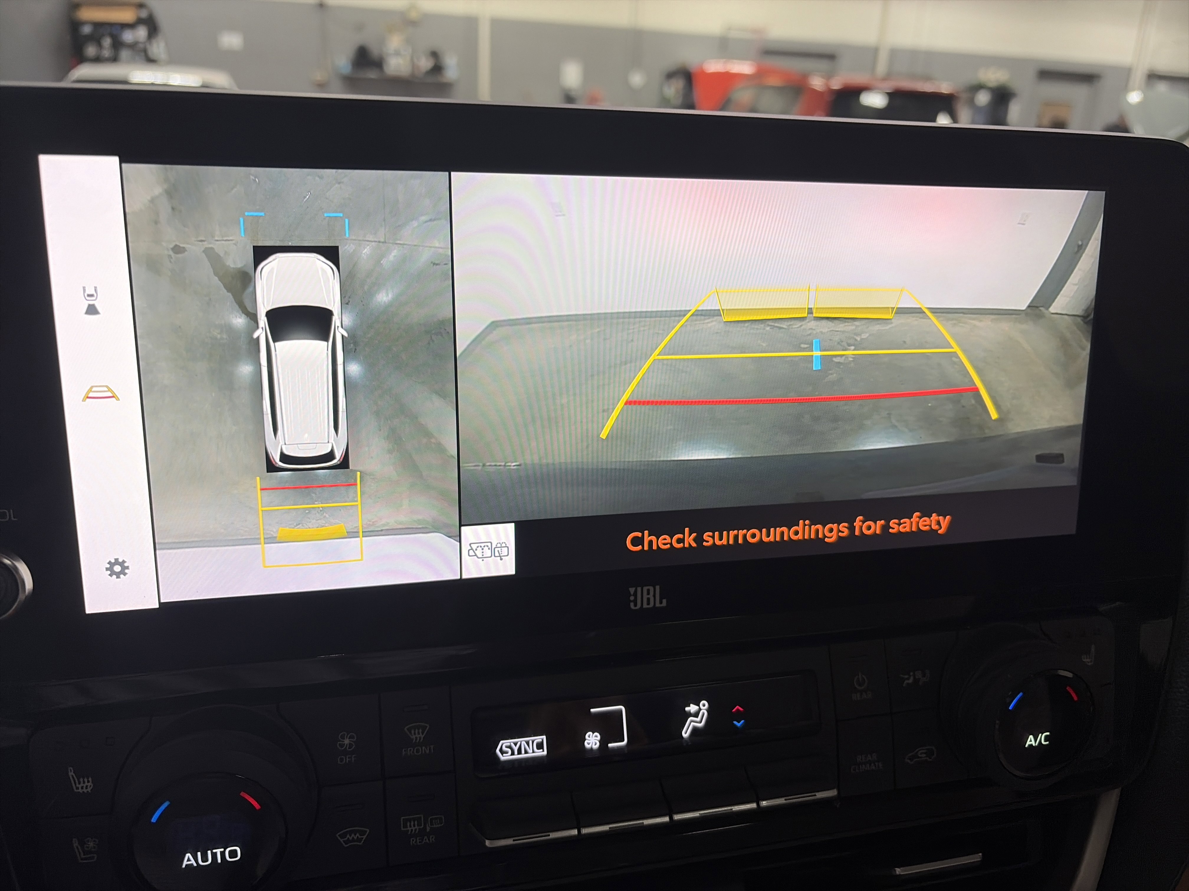 Used 2024 Toyota Grand Highlander Limited image 21