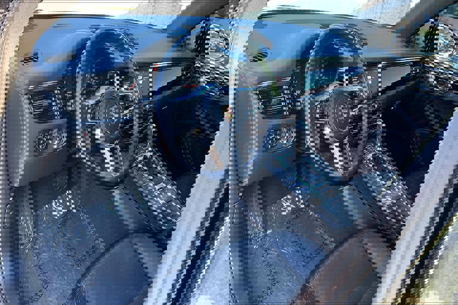 Used 2021 Porsche Macan image 17