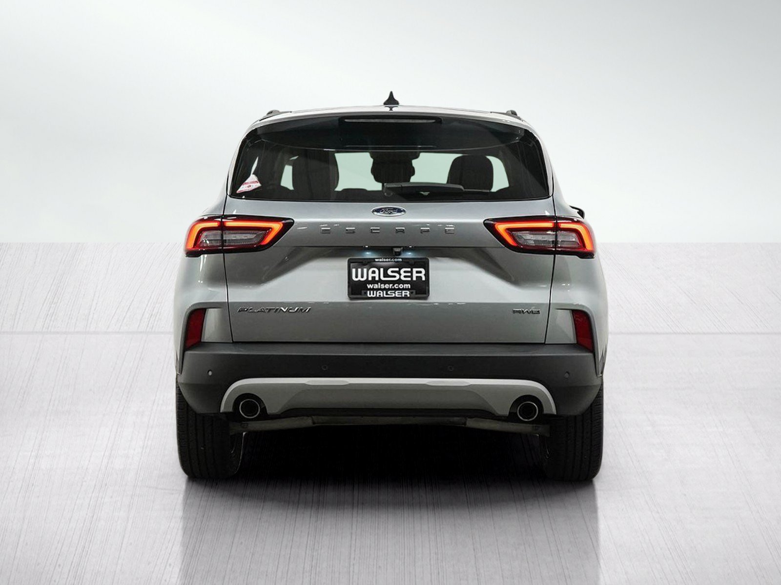 Used 2024 Ford Escape Platinum AWD/4WD image 5