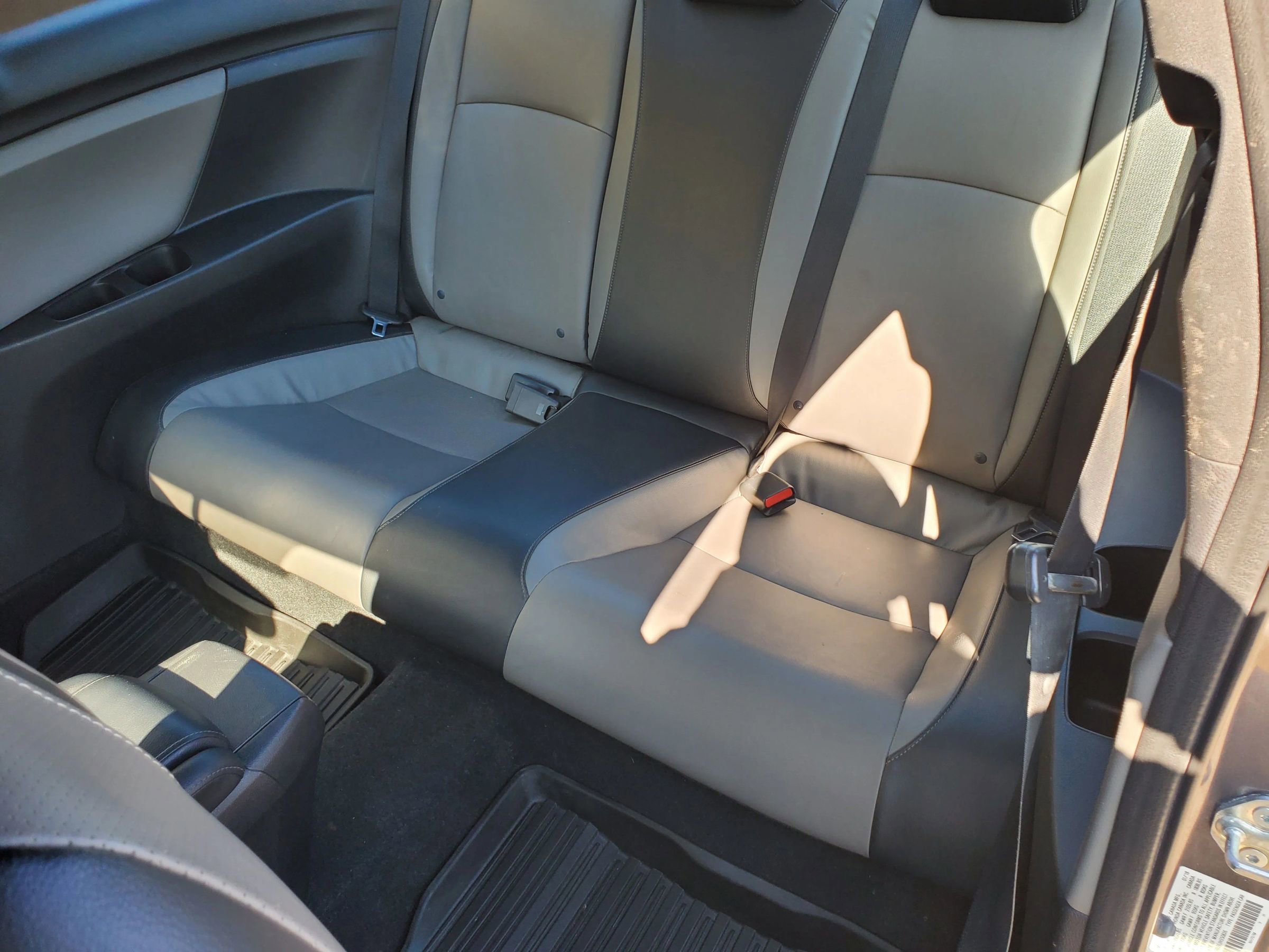 Used 2018 Honda Civic EX-L image 22