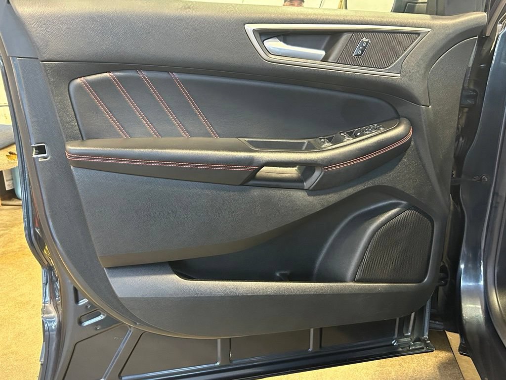Certified 2023 Ford Edge ST-Line w/ Cargo Accessory Package AWD/4WD image 34