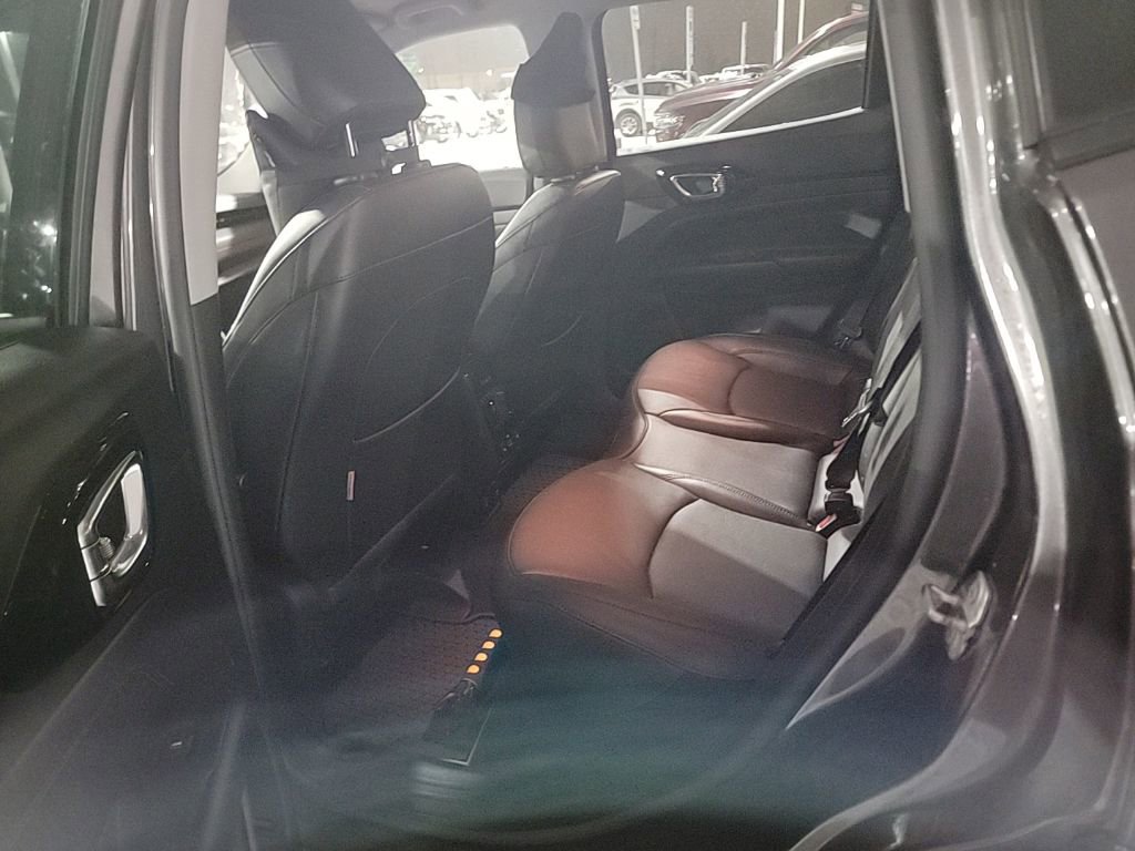 Used 2022 Jeep Compass Trailhawk w/ Trailhawk Elite Group image 11