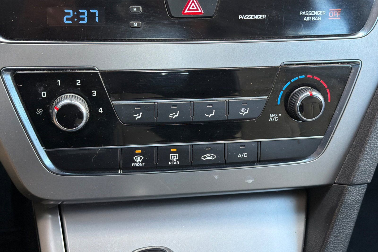 Used 2015 Hyundai Sonata SE w/ Option Group 02 image 27