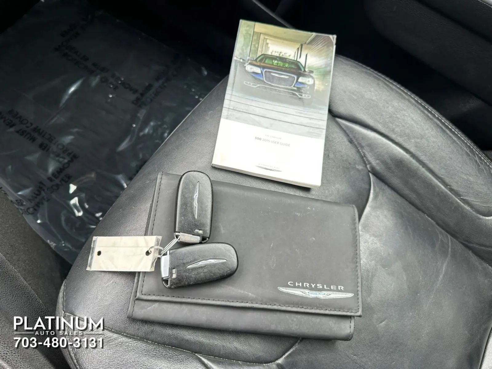 Used 2015 Chrysler 300 Limited image 23