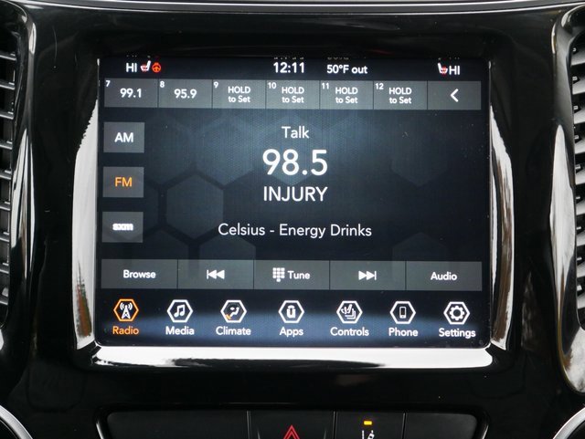 Used 2022 Jeep Cherokee Limited image 17