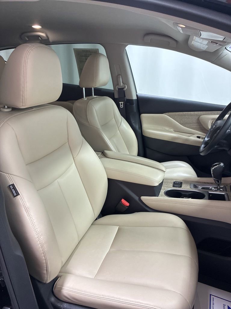 Used 2024 Nissan Murano SV AWD/4WD image 22
