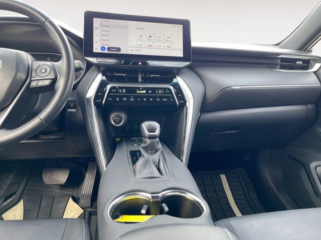 Used 2024 Toyota Venza Nightshade AWD/4WD image 11