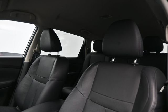 Used 2016 Nissan Rogue SL FWD image 28
