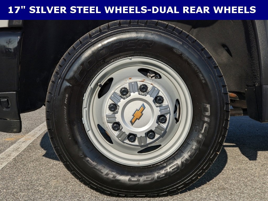 Used 2024 Chevrolet Silverado 3500 W/T w/ Snow Plow Prep Package image 4