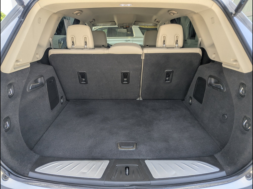 Used 2017 Buick Envision Essence FWD image 21
