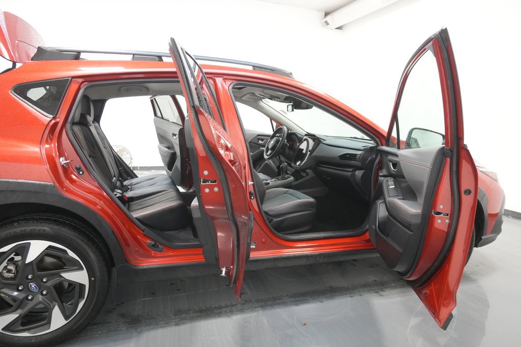 Used 2024 Subaru Crosstrek 2.5i Limited AWD/4WD image 31