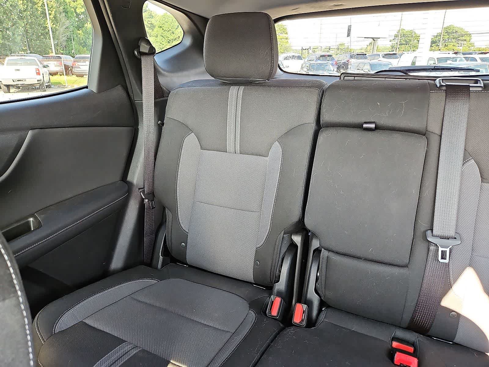 Used 2025 Chevrolet Blazer LT w/ Convenience Package FWD image 13
