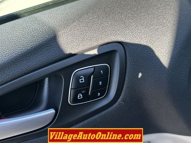 Used 2017 Ford Escape Titanium w/ Equipment Group 301A FWD image 10