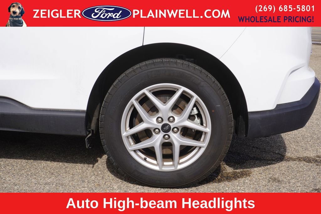 Used 2024 Ford Edge SEL w/ Convenience Package image 11