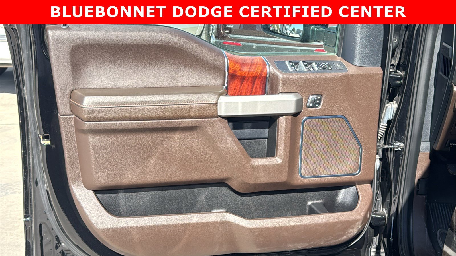 Used 2022 Ford F350 King Ranch w/ King Ranch Ultimate Package image 12