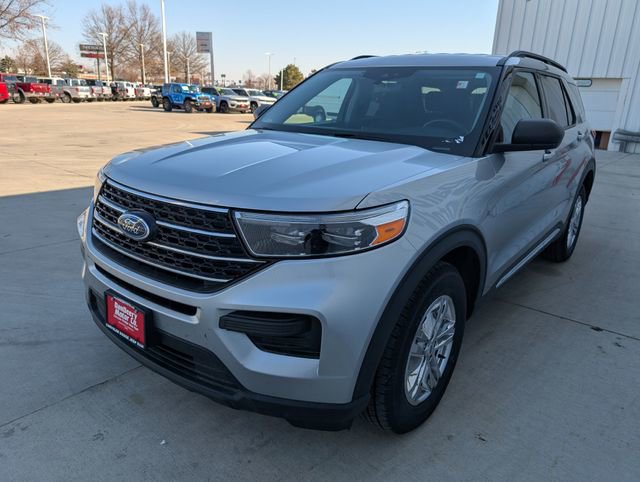 Used 2021 Ford Explorer XLT image 34