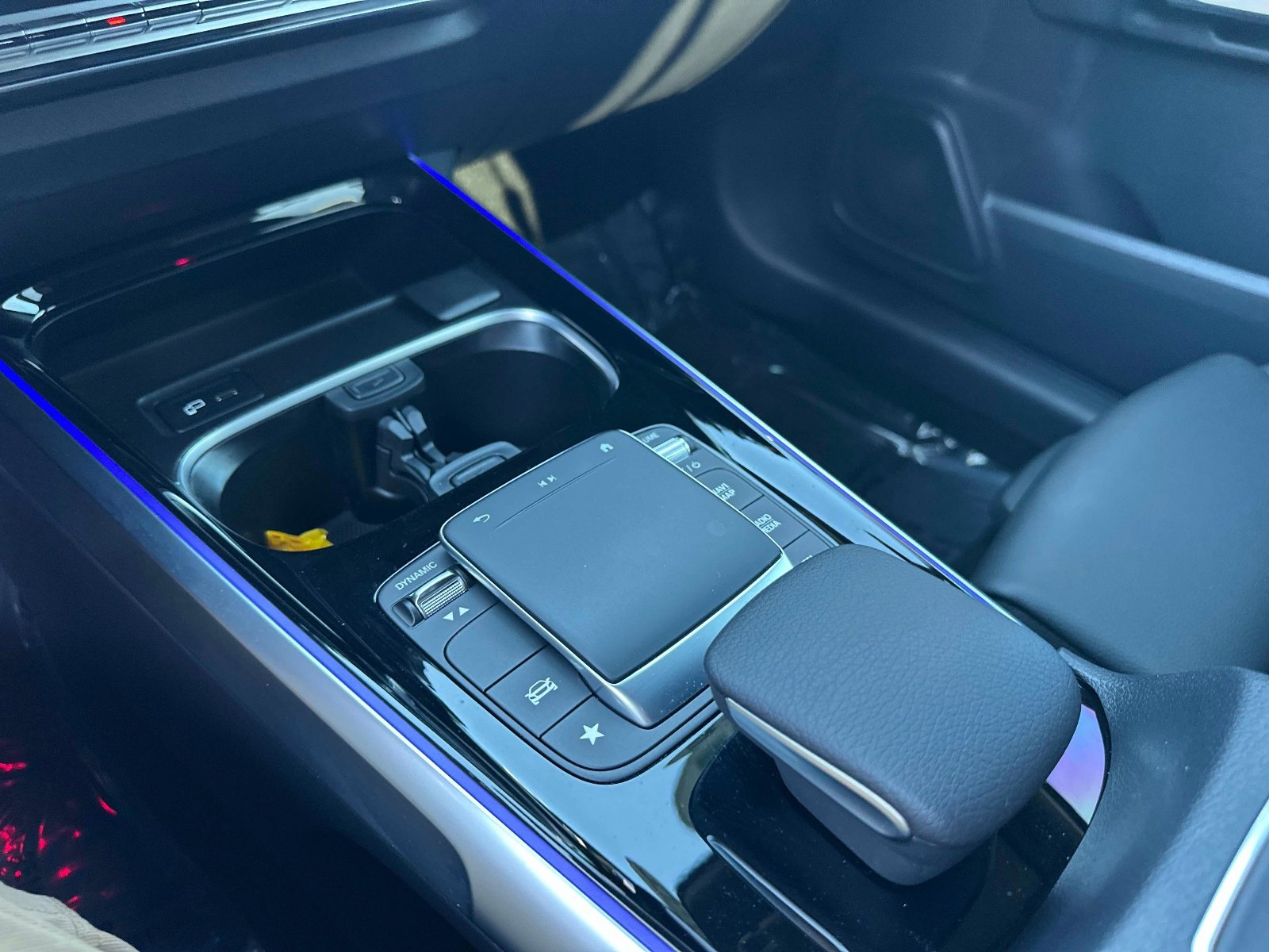 Certified 2022 Mercedes-Benz GLB 250 image 27