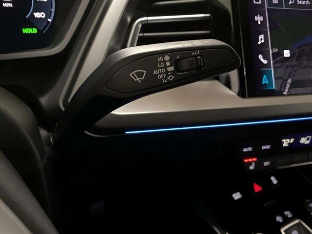 Used 2024 Audi Q4 e-tron Prestige image 41