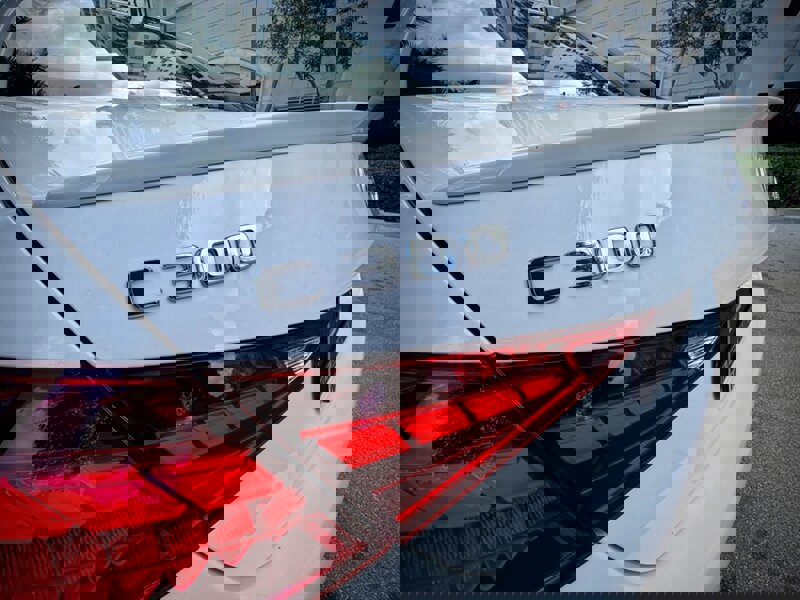 Used 2023 Mercedes-Benz C 300 Sedan image 9