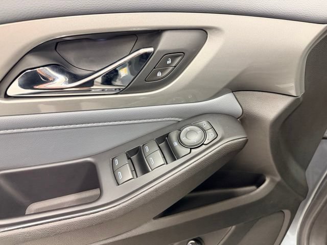 Certified 2020 Chevrolet Traverse LT w/ LT Premium Package AWD/4WD image 23