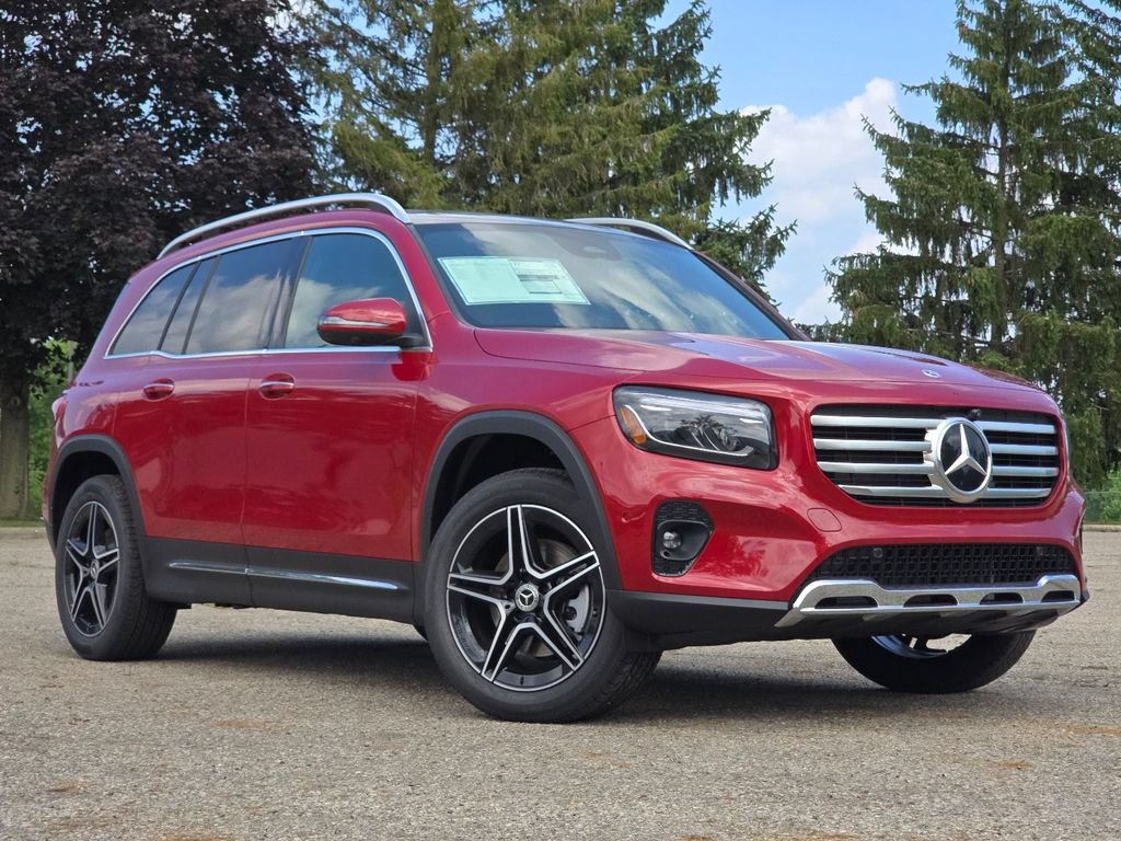 New 2026 Mercedes-Benz GLB 250 4MATIC image 2