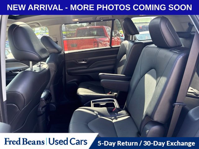 Certified 2025 Toyota Grand Highlander AWD image 13