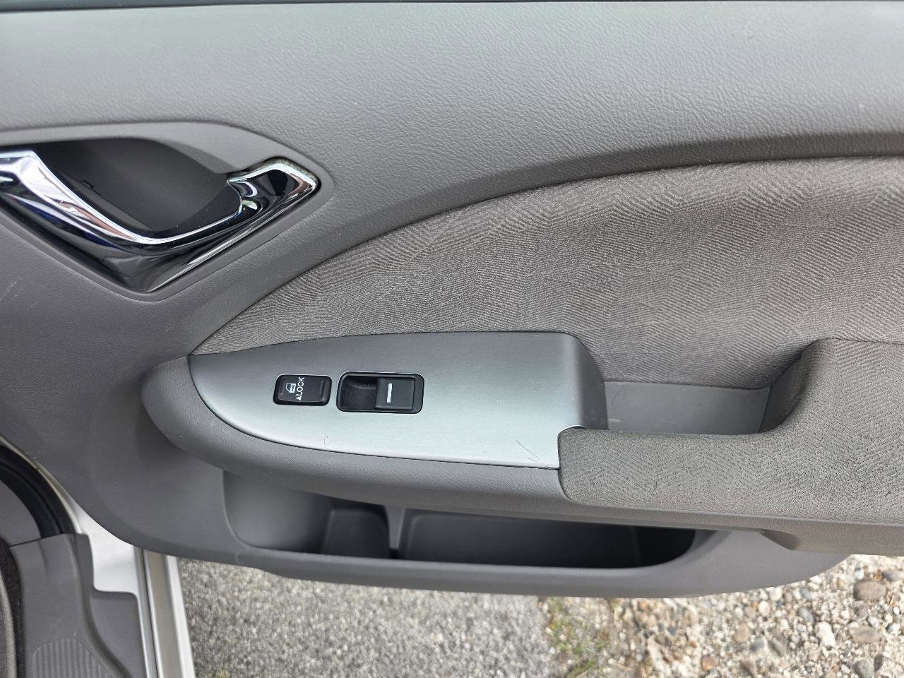 Used 2009 Honda Odyssey EX image 32