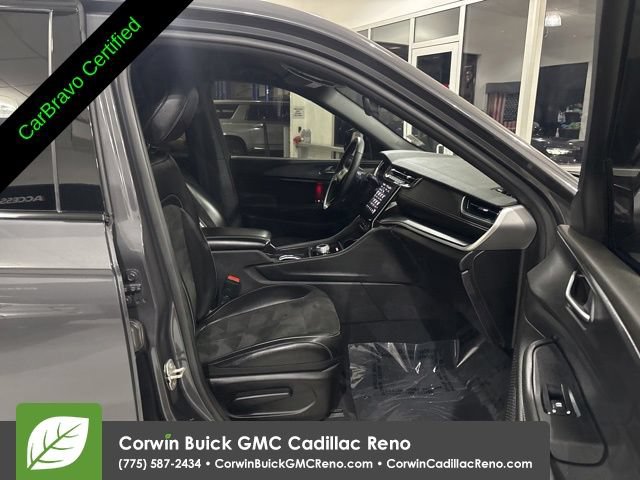 Used 2023 Jeep Grand Cherokee Altitude AWD/4WD image 38