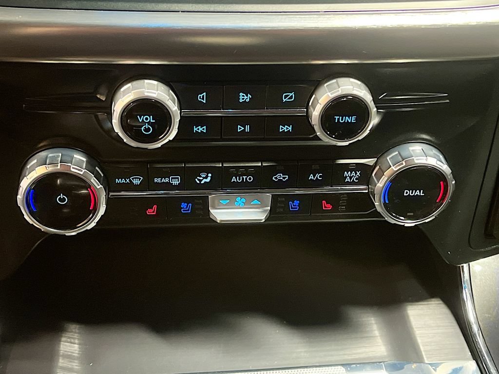Used 2023 Ford F150 Lariat AWD/4WD image 16