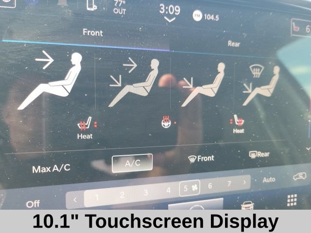 Used 2023 Chrysler Pacifica Touring-L FWD image 10