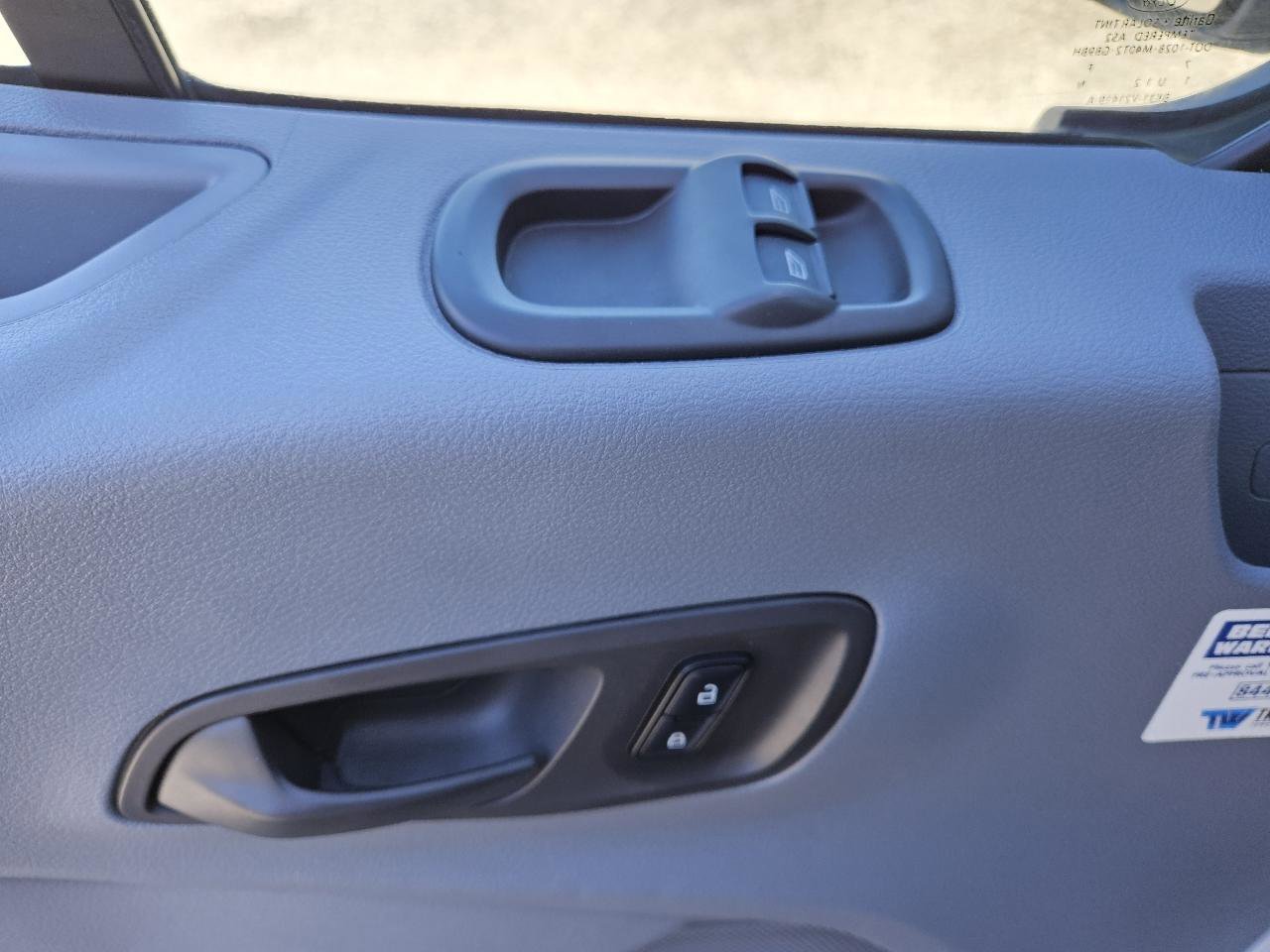 Used 2017 Ford Transit 350 XL image 11