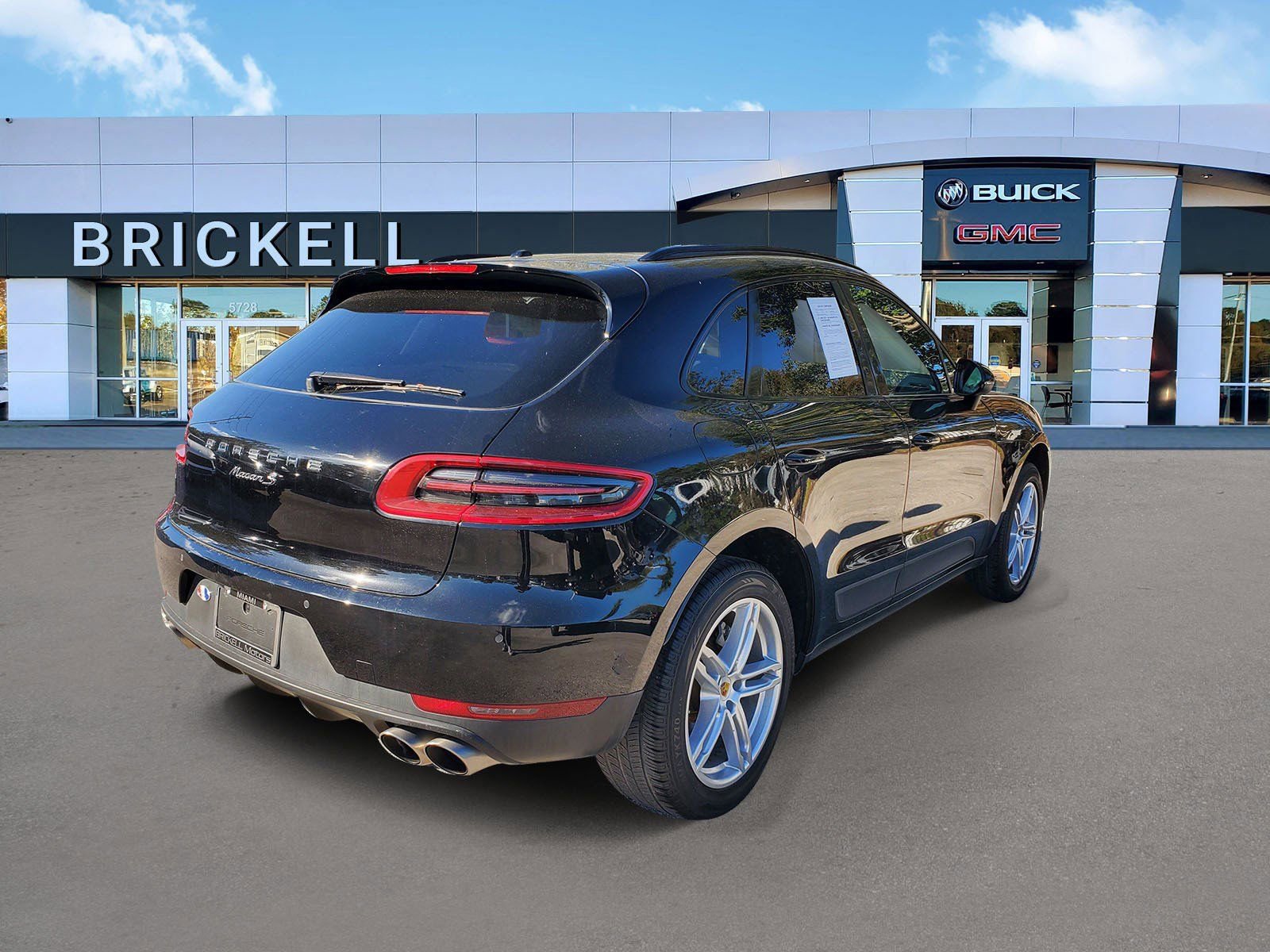Used 2018 Porsche Macan S image 3