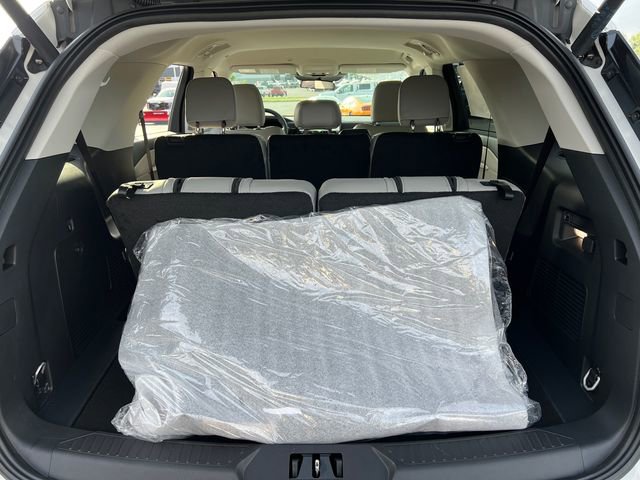 New 2026 Ford Explorer Active w/ Active Comfort Package AWD/4WD image 7