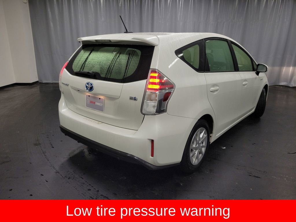 Used 2016 Toyota Prius V Three image 8