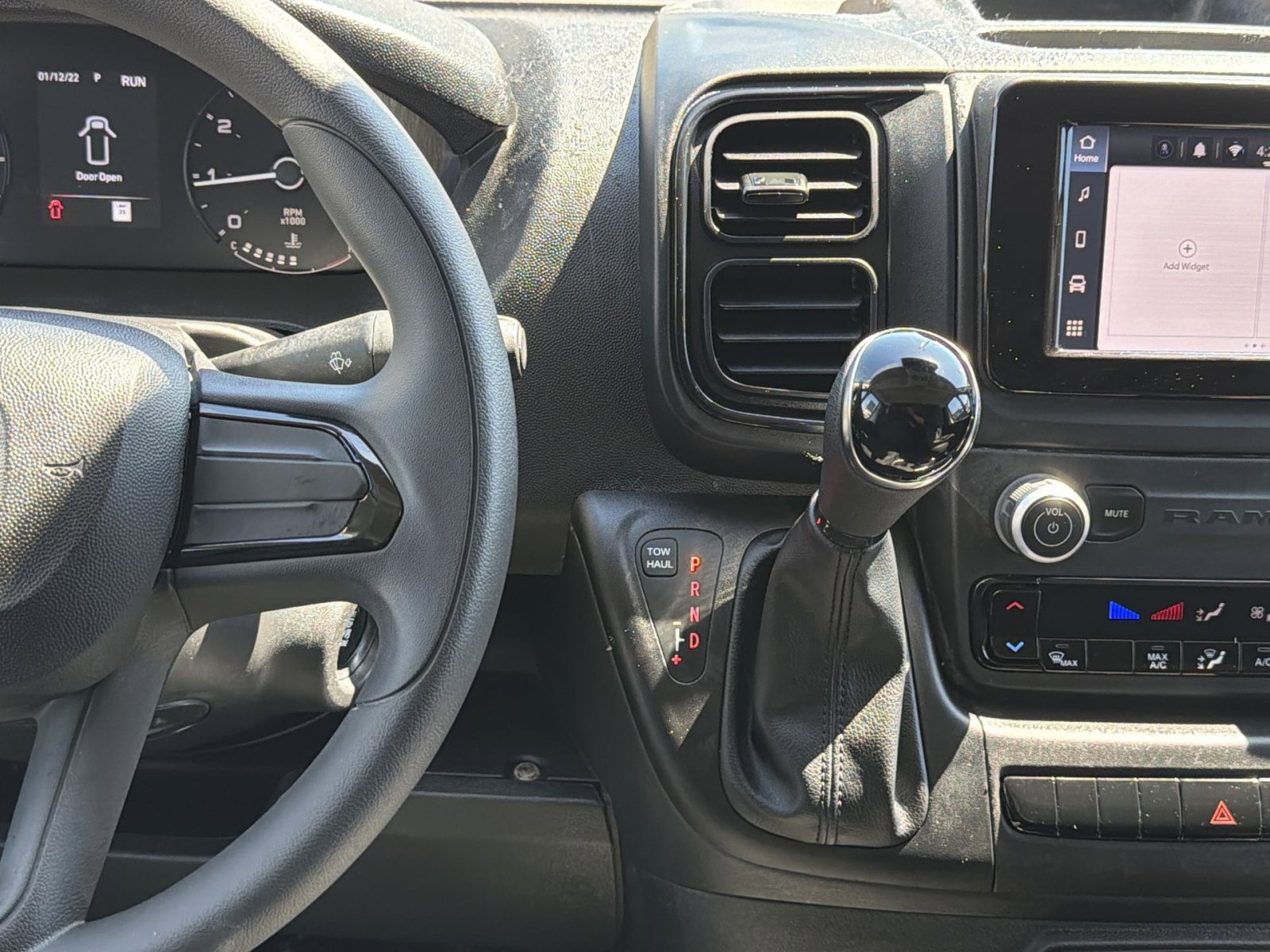 Used 2023 RAM ProMaster 2500 image 21