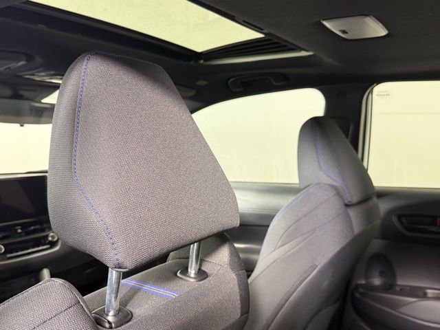 Used 2024 Toyota Corolla Cross SE w/ Moonroof Package image 23