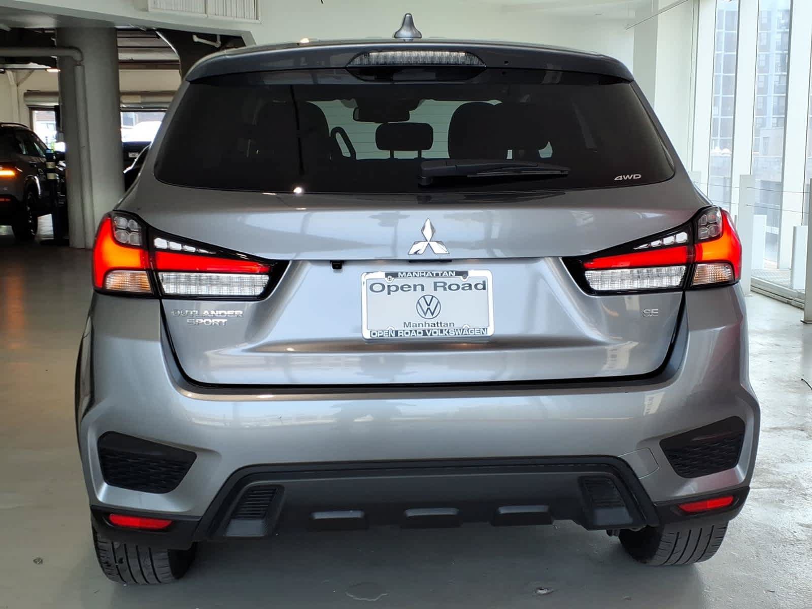 Used 2024 Mitsubishi Outlander Sport SE AWD/4WD image 5