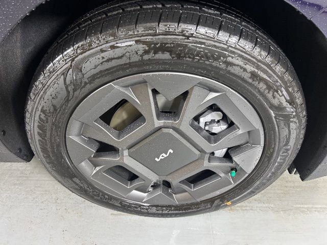 New 2026 Kia Carnival EX image 11