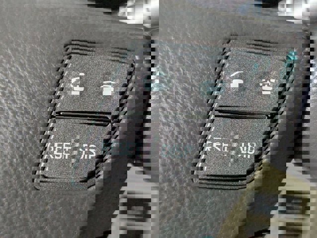 Used 2011 Lexus LS 460 AWD w/ Comfort Pkg image 38