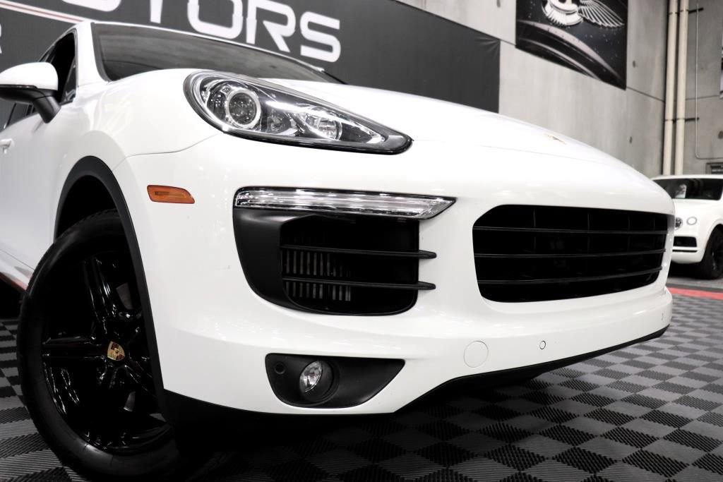Used 2018 Porsche Cayenne S image 66
