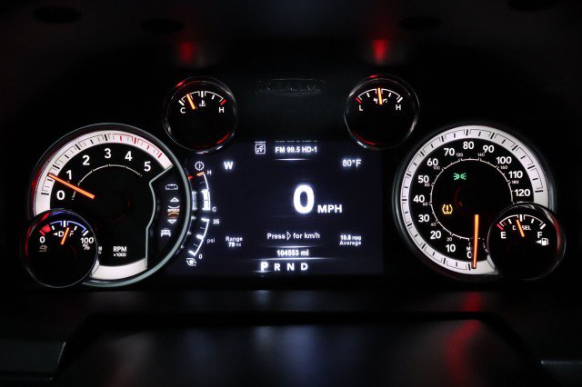Used 2018 RAM 2500 Laramie w/ Sport Appearance Group AWD/4WD image 39
