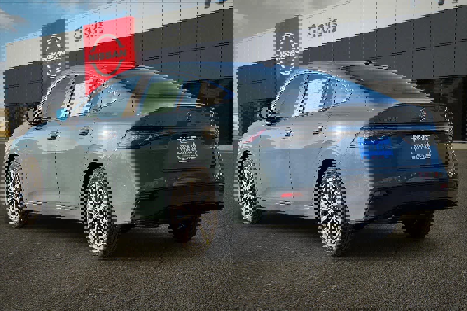 New 2026 Nissan Sentra SL w/ Floor Mat Package image 7