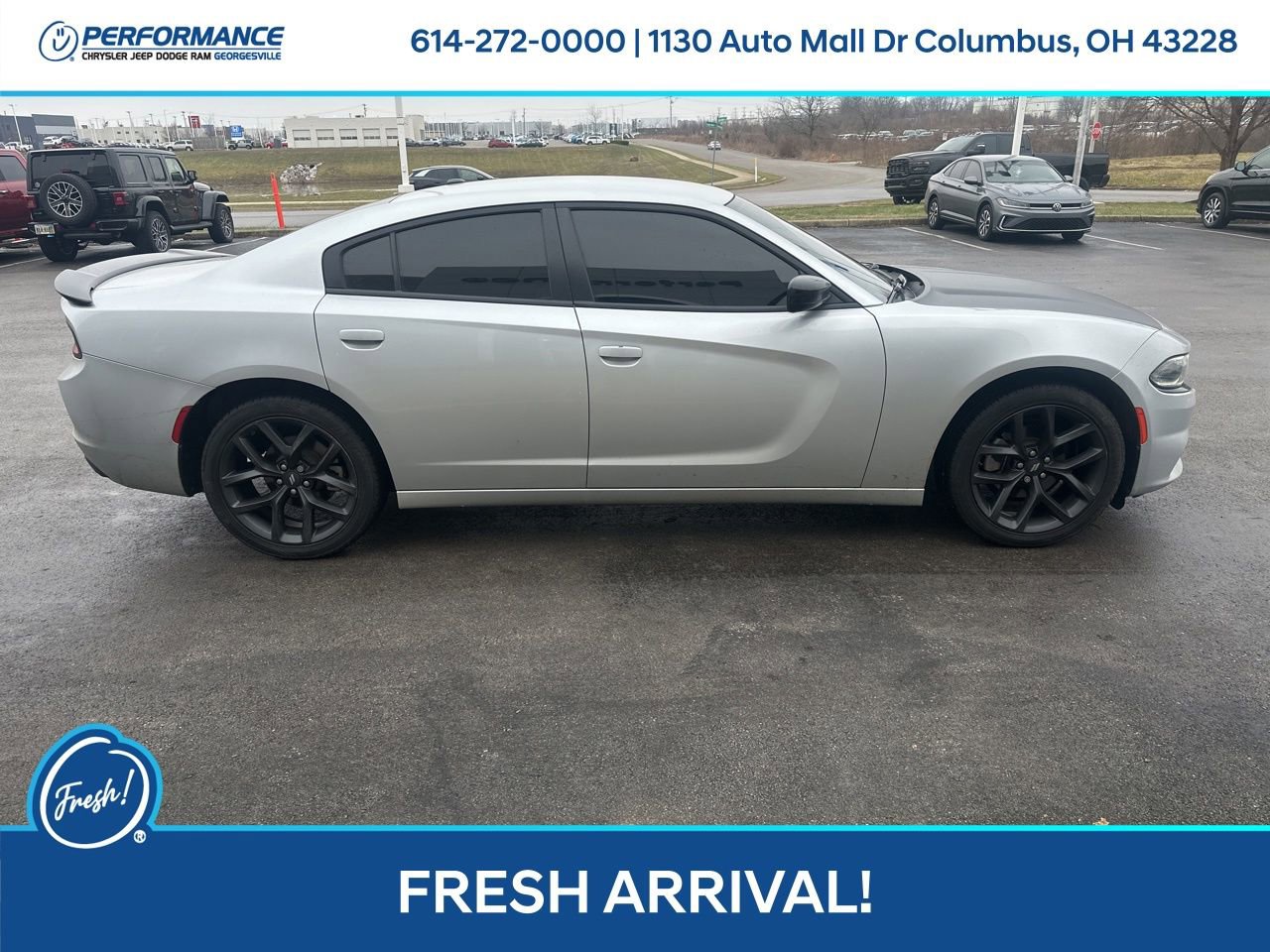 Used 2022 Dodge Charger SXT w/ Blacktop Package image 3