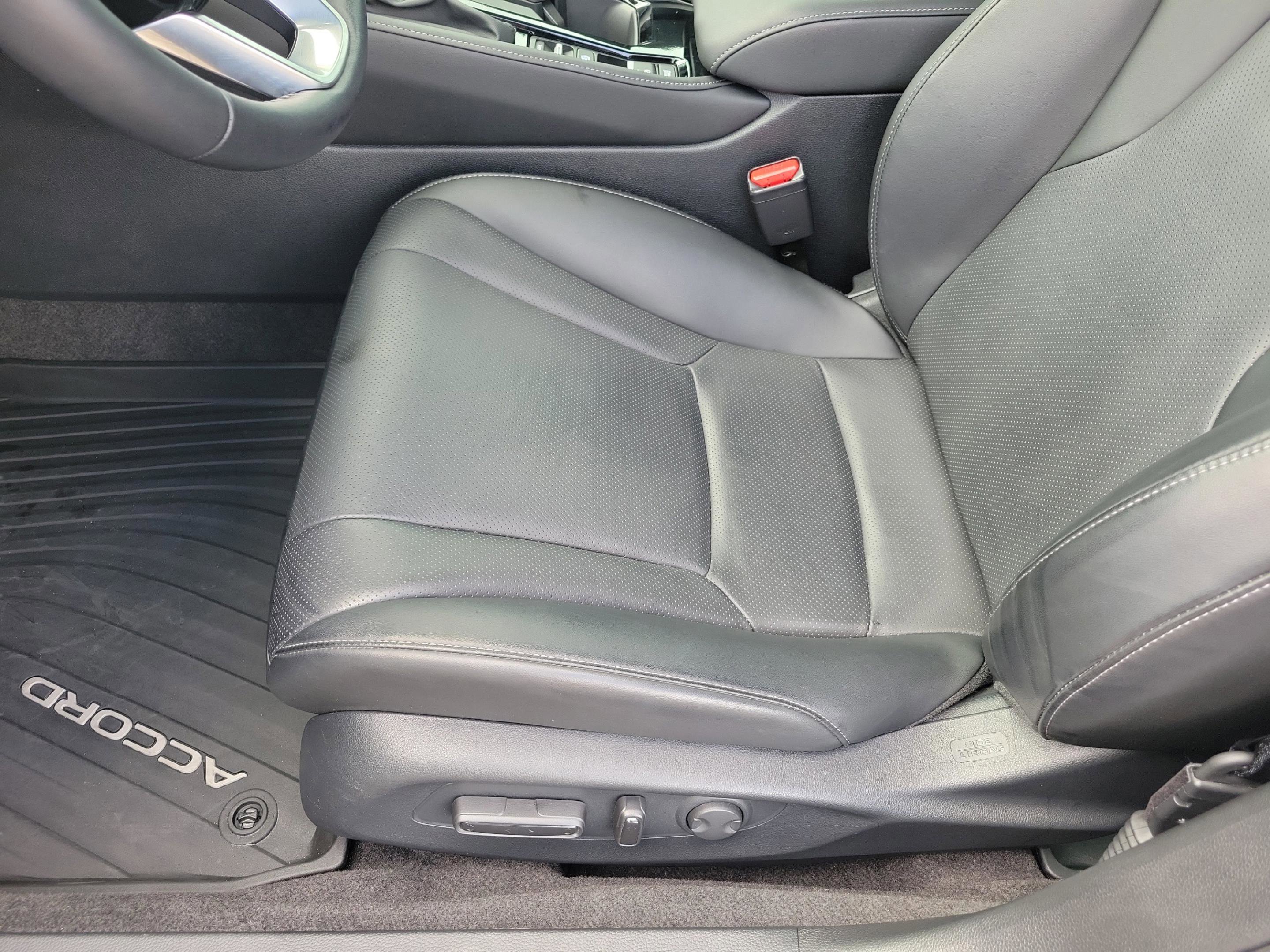 Used 2024 Honda Accord Touring image 26