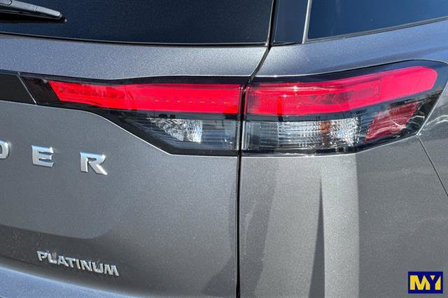 Used 2023 Nissan Pathfinder Platinum image 35