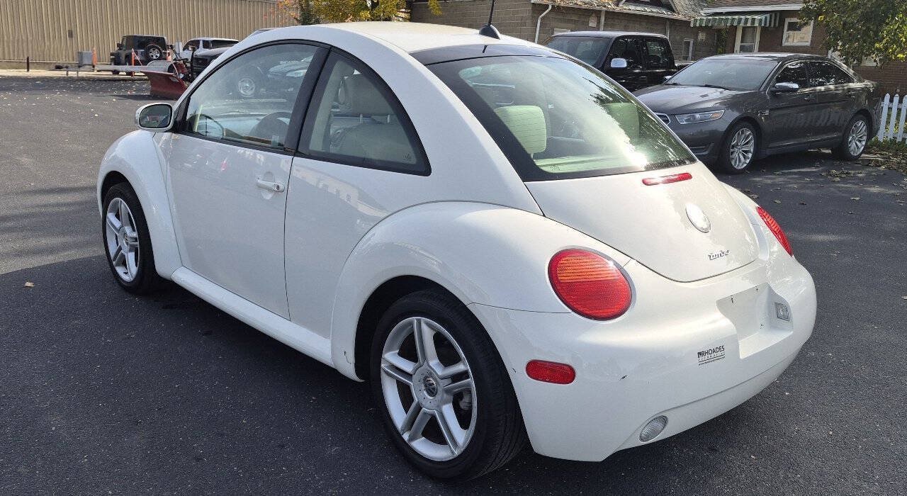 Used 2005 Volkswagen Beetle GLS FWD image 3