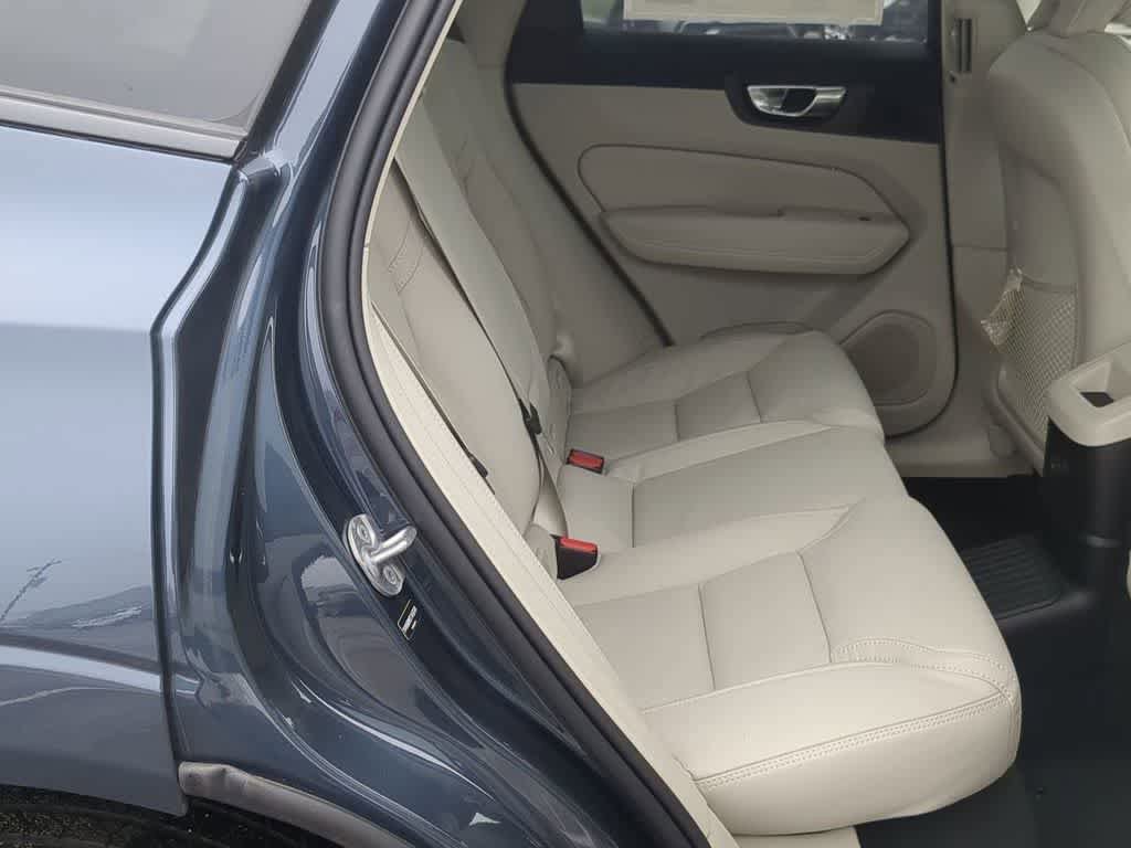 New 2026 Volvo XC60 T8 Ultra w/ Protection Package Premier AWD/4WD image 19